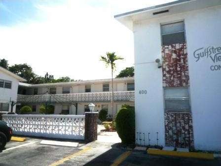 400 SE 3rd Ave unit 108, Hallandale Beach, FL 33009 - photo 1