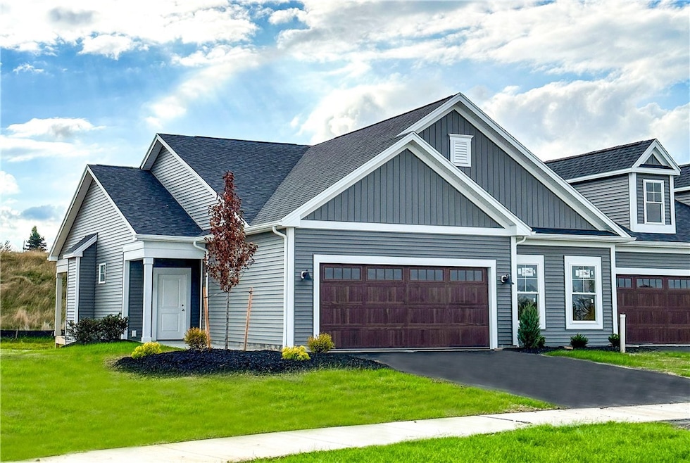 For Sale $627,900 • Co-Listing Agent