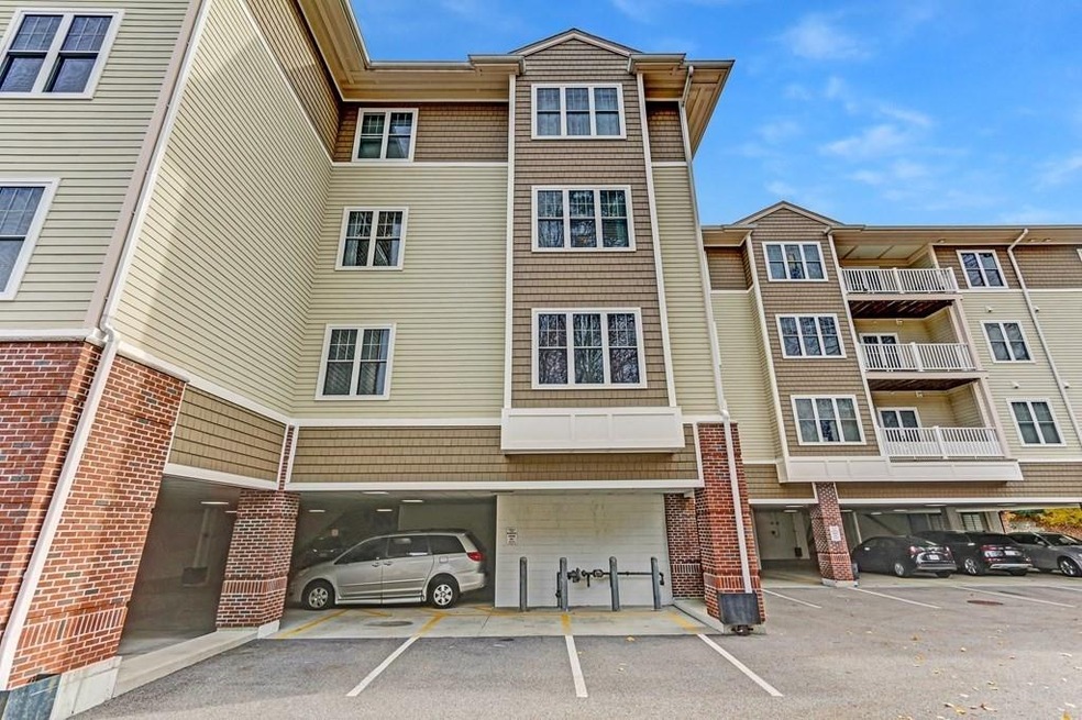 15 Summer St unit 205, Franklin, MA 02038 - photo 1