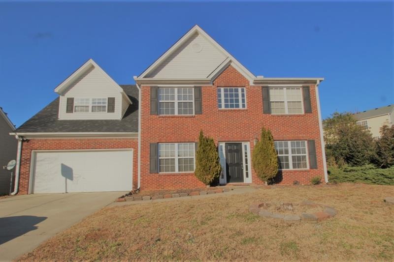 3865 Crescent Walk Ln, Suwanee, GA 30024 - photo 1