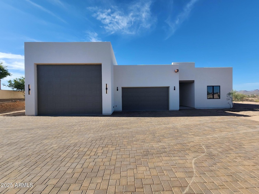 For Sale $1,099,900 • Co-Listing Agent