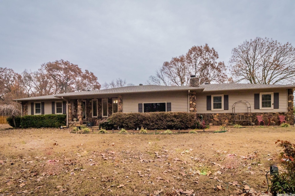 2206 Duncan Rd, Jonesboro, AR 72401 - photo 1