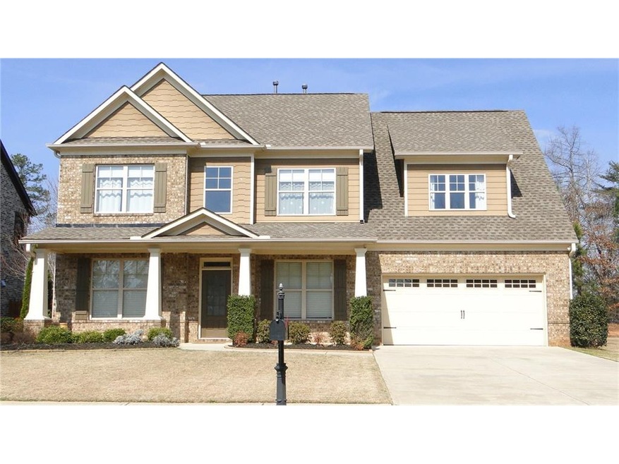 Beautiful Home located in a sidewalk community on 