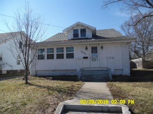 1515 N Walnut St, Muncie, IN 47303 - photo 1