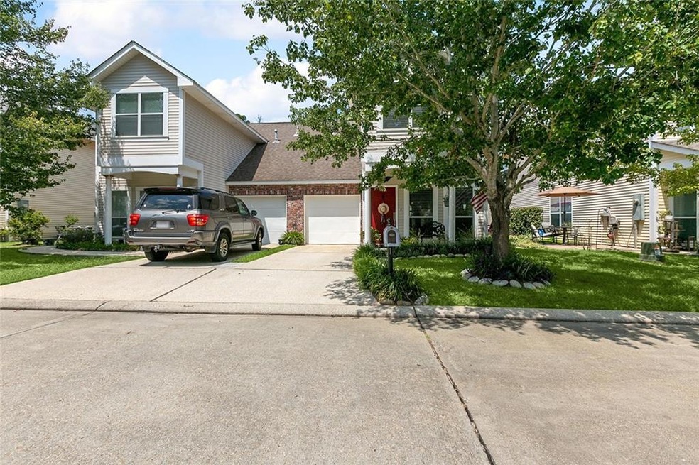 Front View of Townhome on Right side