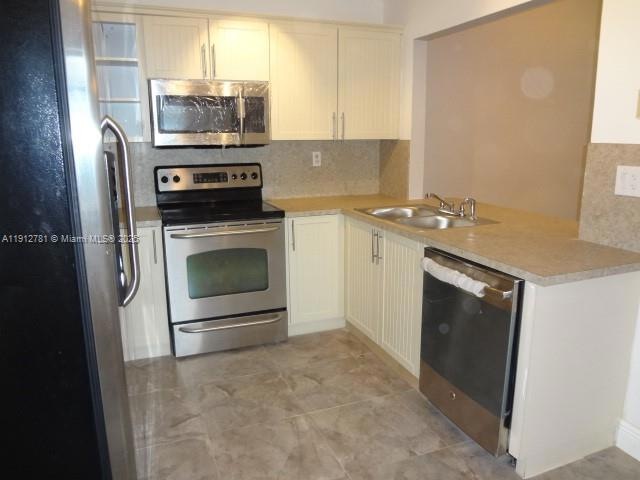 452 NE 210th Circle Terrace unit 203-7A, Miami, FL 33179 - photo 1