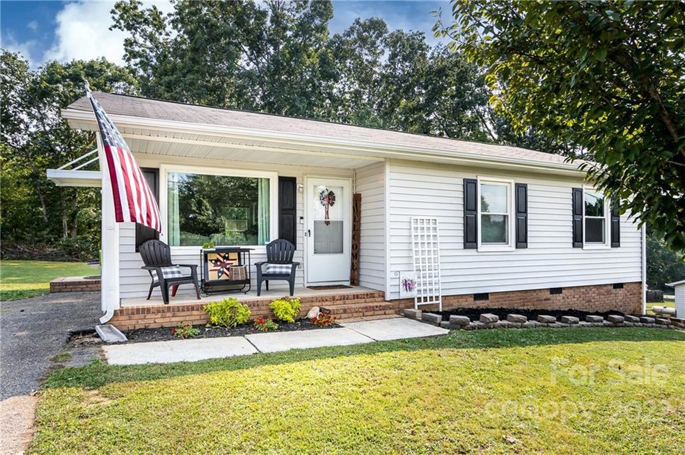 4616 Merrywood Ln, Gastonia, NC 28052 - photo 1