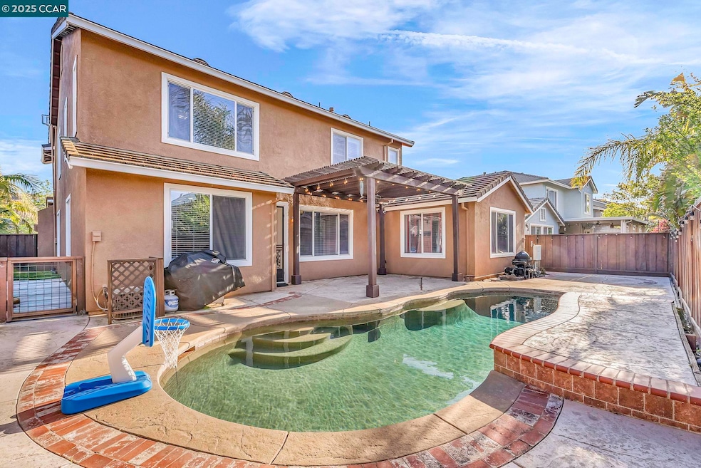 3627 Otter Brook Loop, Discovery Bay, CA 94505 - photo 1