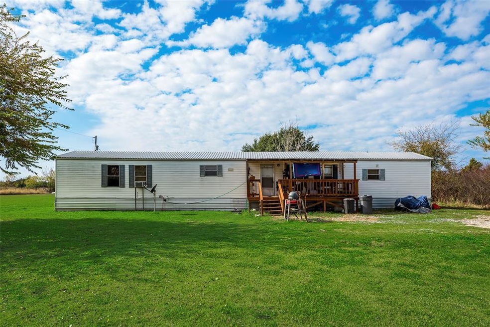 114 SW County Road 1006, Corsicana, TX 75110 - photo 1