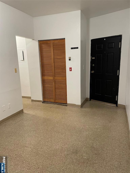 101 Center St unit 8, Clifton, NJ 07011 - photo 1