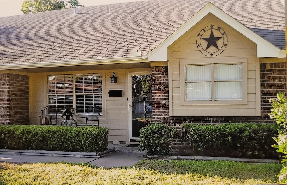 3815 Avenue P, Rosenberg, TX 77471 - photo 1