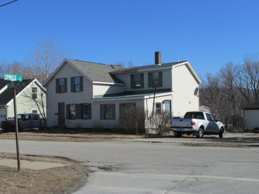 68 Plain St, Rutland, VT 05701 - photo 1