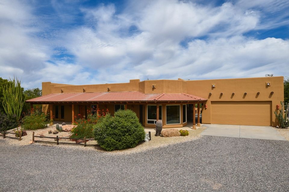 35459 S Turtle Creek Rd, Wickenburg, AZ 85390 - photo 1