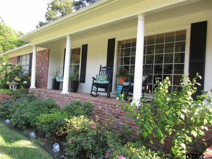 815 815 Rhodes, Tyler, TX 75701 - photo 1