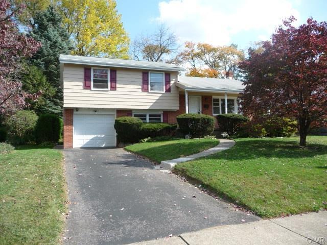 2418 East Blvd, Bethlehem, PA 18017 - photo 1