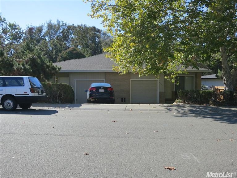 6075 Peoria Dr, Citrus Heights, CA 95621 - photo 1