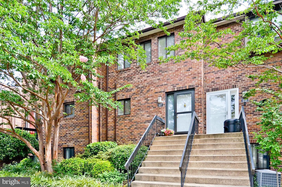 1027 Quincy St NE unit 1027, Washington, DC 20017 - photo 1