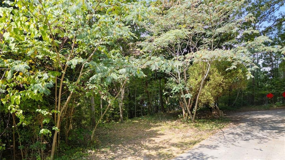 For Sale $105,000 • Co-Listing Agent