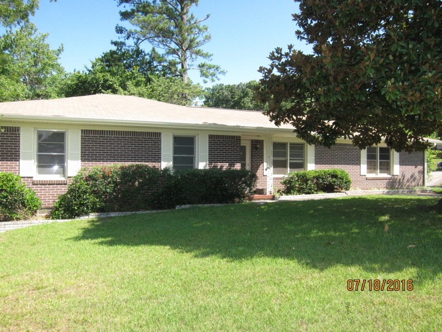 2316 Stephens Cir, Gainesville, GA 30506 - photo 1