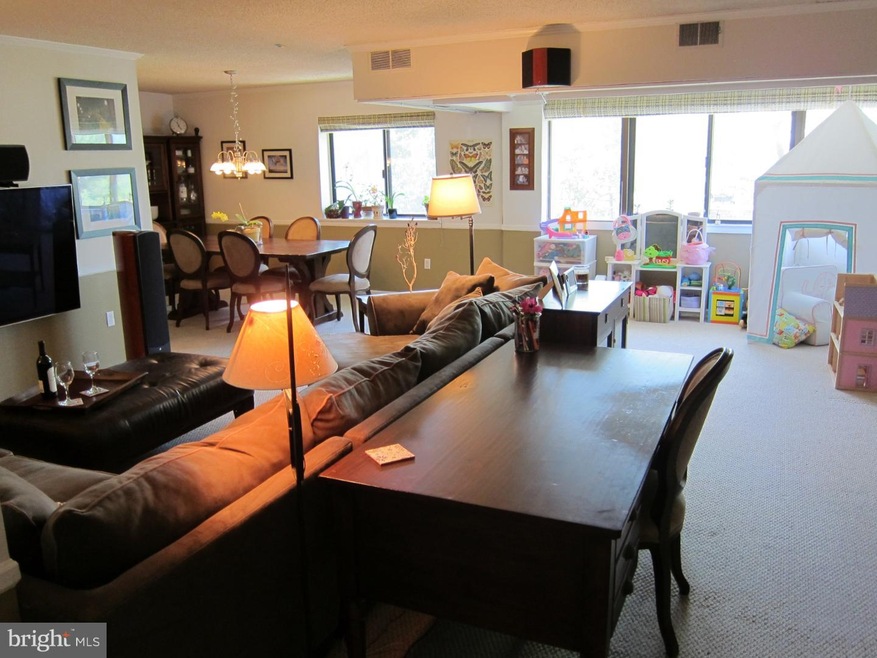 103 W Montgomery Ave unit 4A, Ardmore, PA 19003 - photo 1