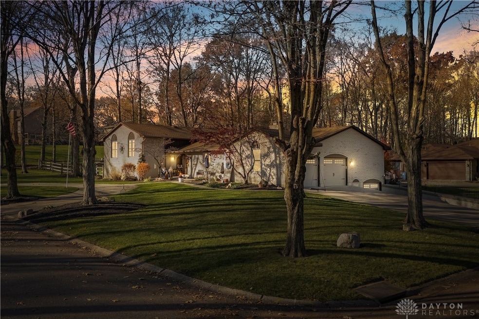 179 Honey Jane Dr, Beavercreek, OH 45434 - photo 1