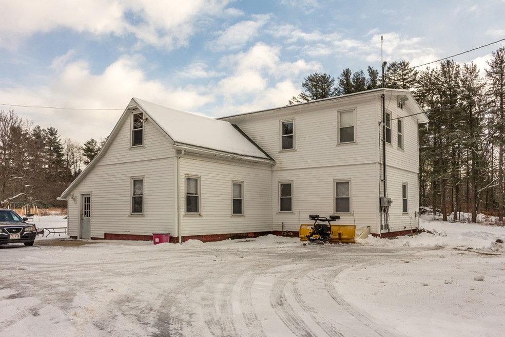 184 Minott St unit 1, Gardner, MA 01440 - photo 1