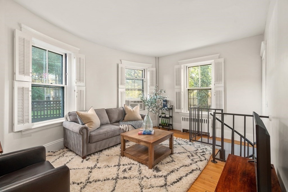 58 Pleasant St unit 2, Brookline, MA 02446 - photo 1