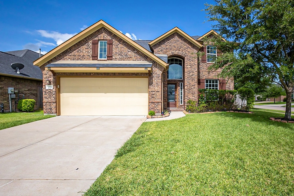2019 Fern River Ct, Richmond, TX 77469 - photo 1