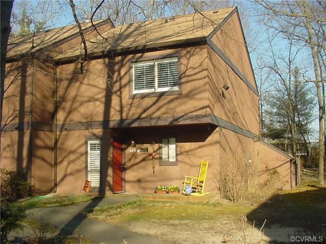 Front view with front deck.