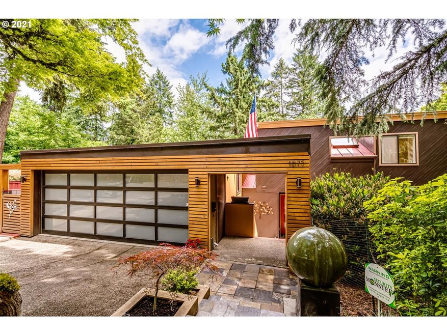 1675 Fircrest Dr, Eugene, OR 97403 - photo 1