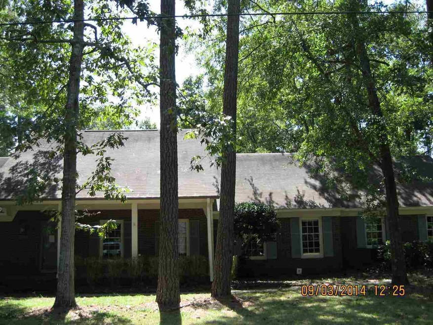 1007 Greenway Dr, Jacksonville, NC 28546 - photo 1