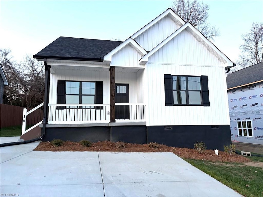 16 W Colonial Dr, Thomasville, NC 27360 - photo 1