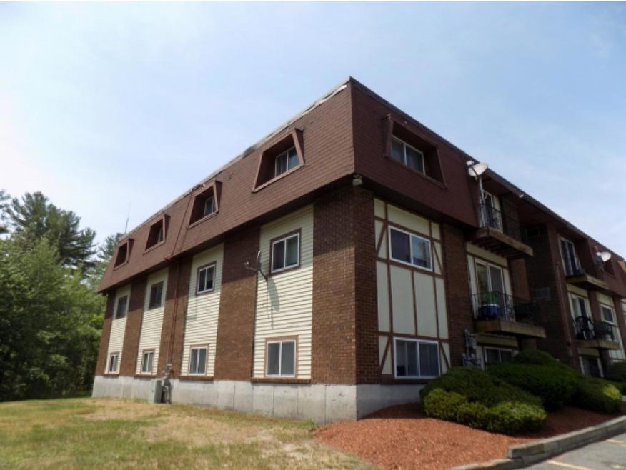 73E Constitution Dr unit 73E, Londonderry, NH 03053 - photo 1