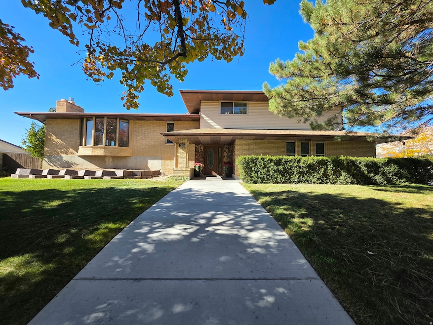 975 N 300 E, Price, UT 84501 - photo 1