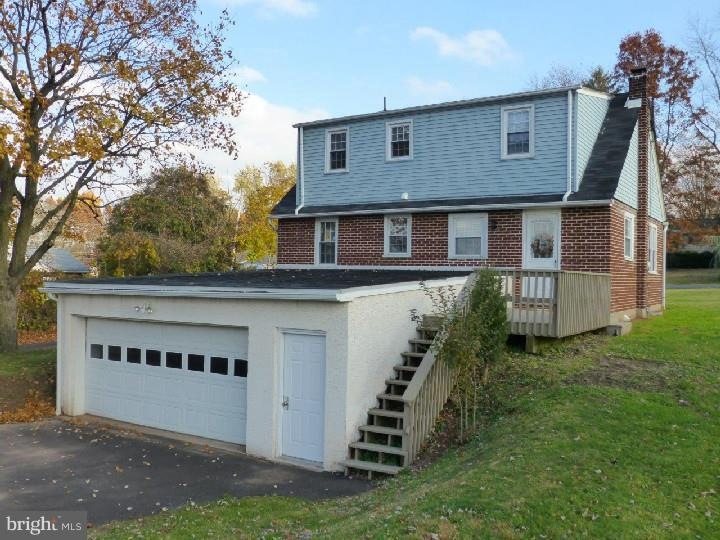 1604 Clearview Rd, Lansdale, PA 19446 - photo 1