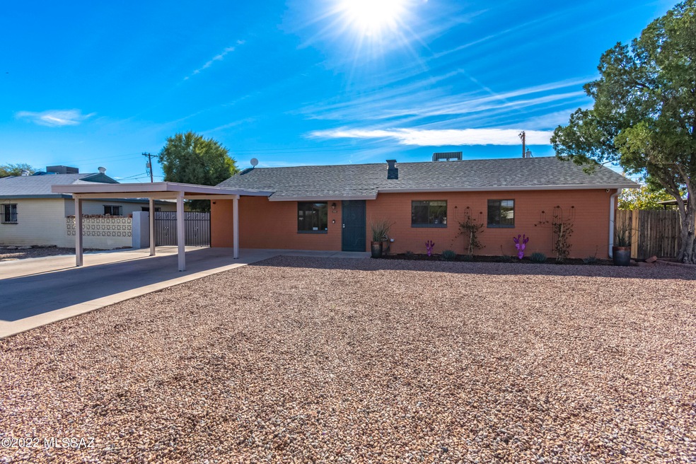 4718 E Montecito St, Tucson, AZ 85711 - photo 1