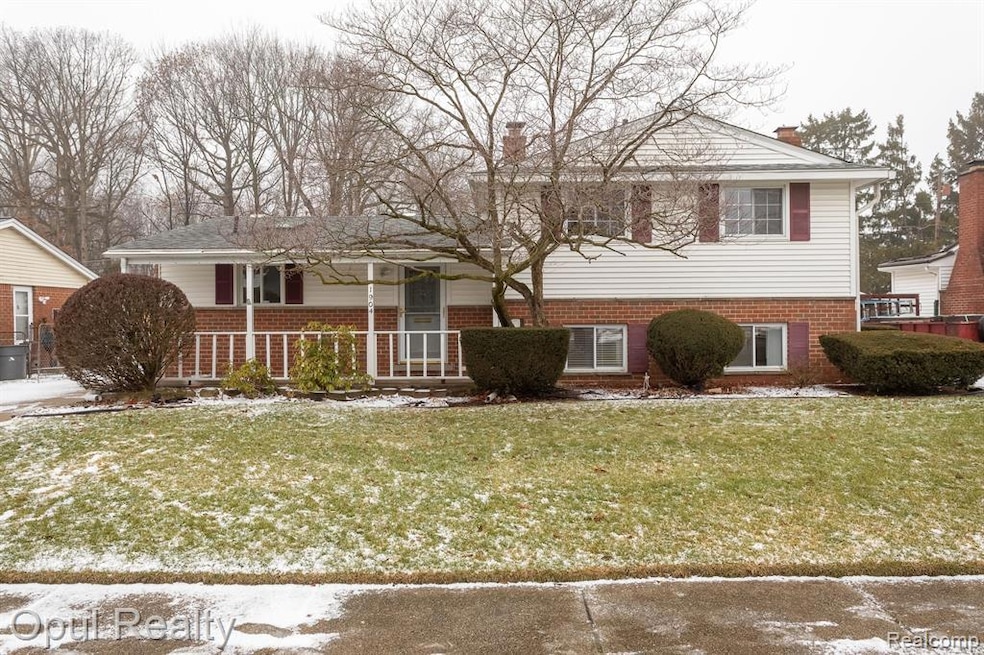 Welcome to 1904 Treadwell Ave!