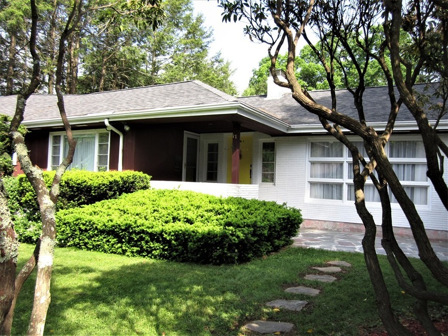 17 Brentwood Dr, Holden, MA 01520 - photo 1