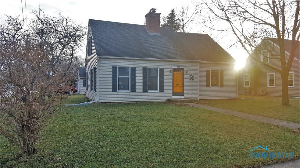 701 Erie St, Woodville, OH 43469 - photo 1