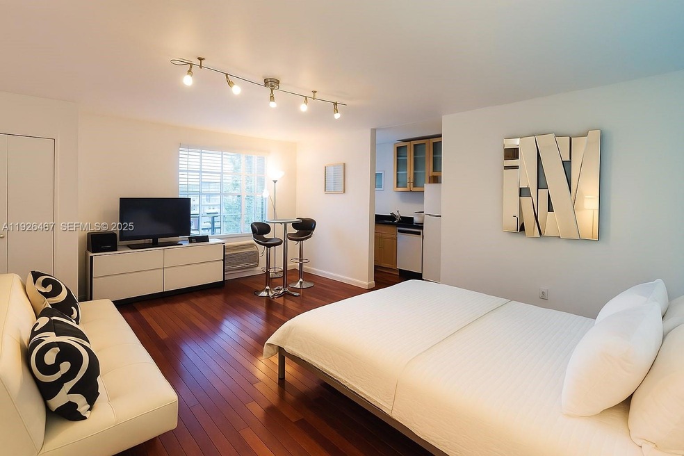 For Rent $1,800/month