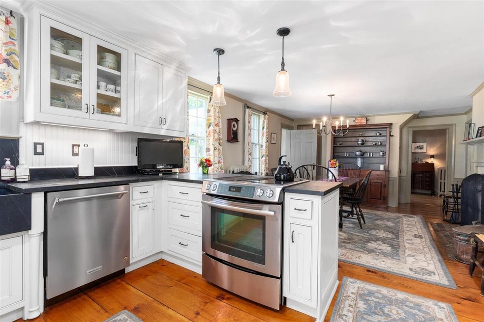 200 Winnacunnet Rd, Hampton, NH 03842 - photo 1