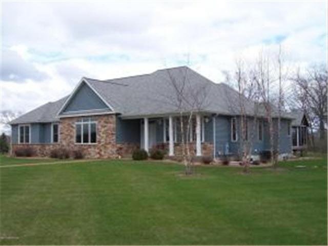 3509 11th Ave NW, Austin, MN 55912 - photo 1