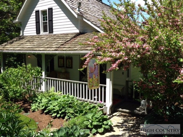 180 Laurel Crest Rd, Boone, NC 28607 - photo 1