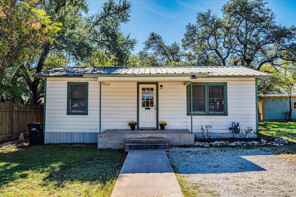 116 E Moeller St, Bertram, TX 78605 - photo 1