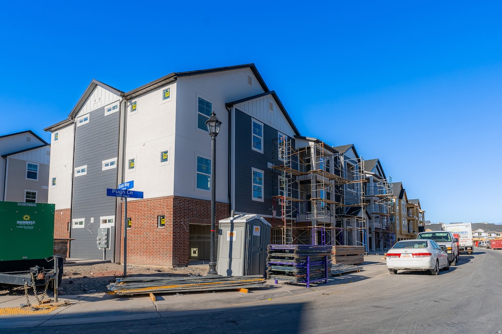 837 N Pugh Ln unit M202, Eagle Mountain, UT 84005 - photo 1