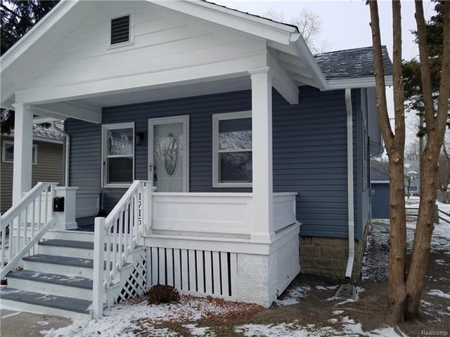 FRONT EXTERIOR