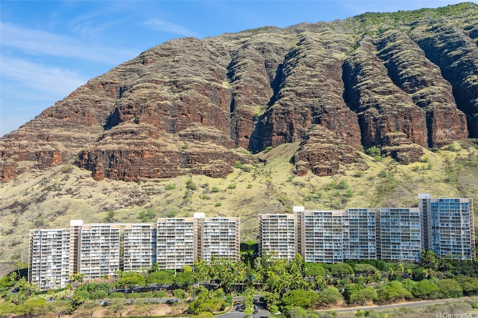 MAKAHA VALLEY TOWERS