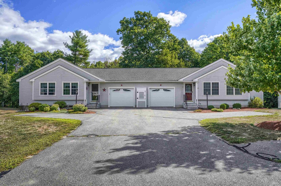 16 Rainbow Dr unit 16, Londonderry, NH 03053 - photo 1