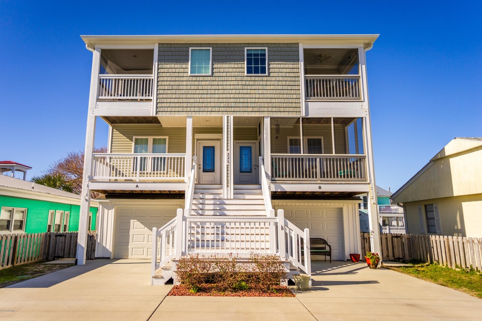 225 N 3RD AVE-4