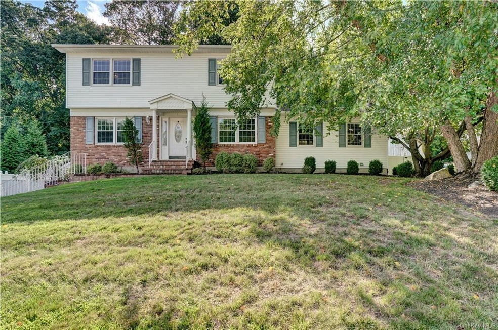 10 Capt Faldermeyer Dr, Stony Point, NY 10980 - photo 1